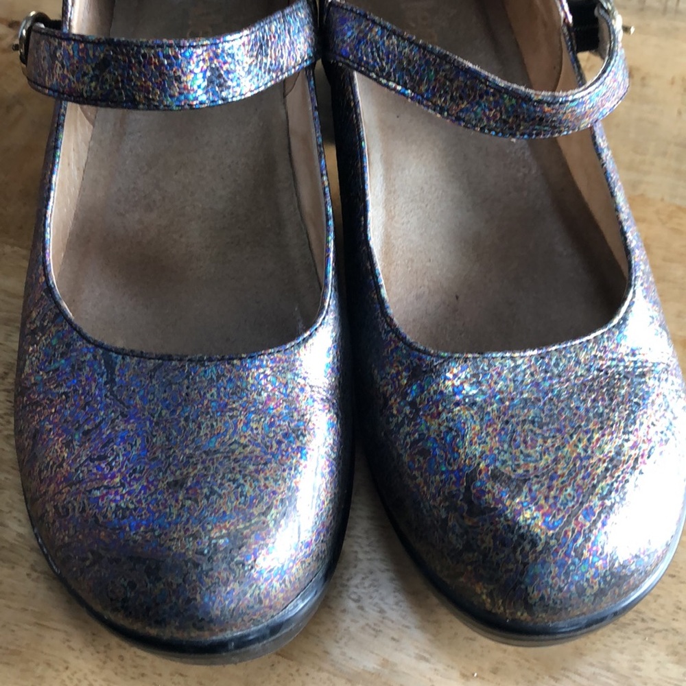 Mary Janes rainbow, gold dress mid heel buckle